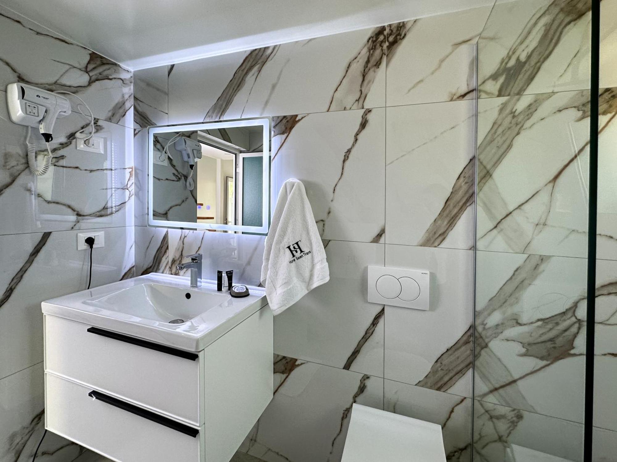 Home Select Tirana 2 ภายนอก รูปภาพ